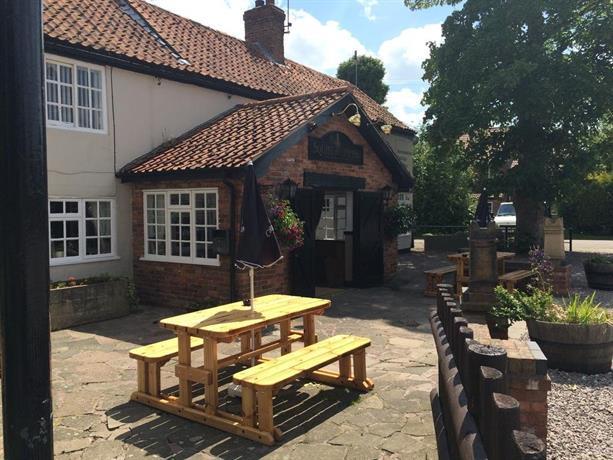 The Fountain At Tuxford & The Square And Compass Normanton On Trent 호텔 외부 사진